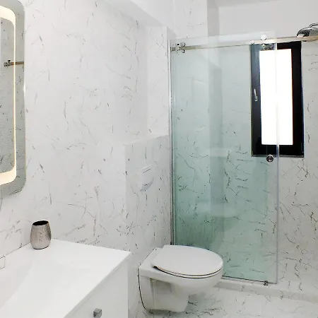 Ada Luxury 43 *